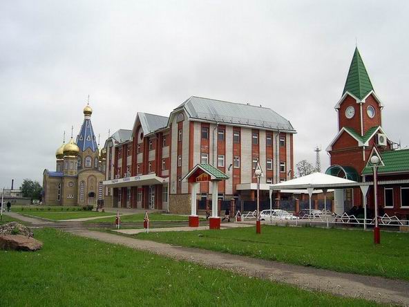 Село белая глина. Город белая глина Краснодарский край. Село белая глина Краснодарский край. Спорткомплекс в белой глине Краснодарского края. Белая глина Краснодарский край фото села.