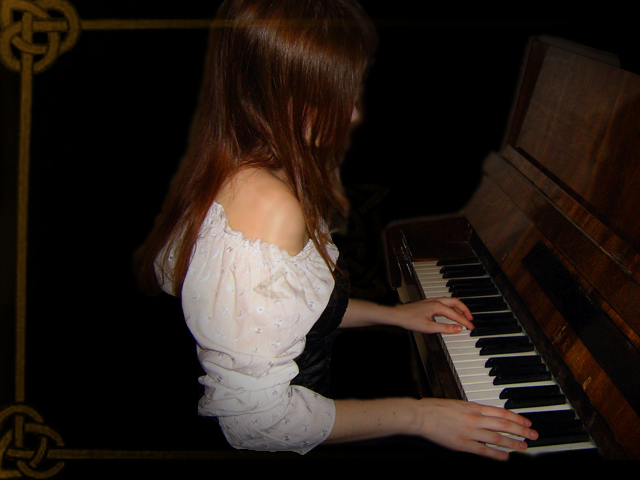 http://img0.liveinternet.ru/images/attach/b/3/13/57/13057293_piano.jpg