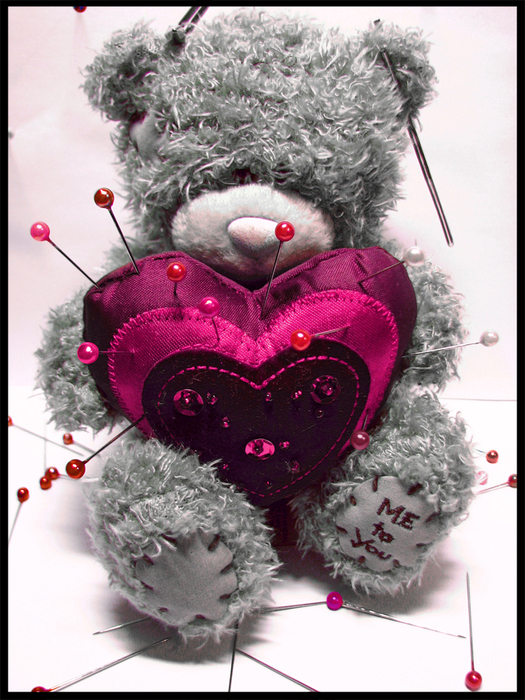 12749791_Needles_in_my_plush_heart_by_Azetylen[1] (525x700, 397Kb)