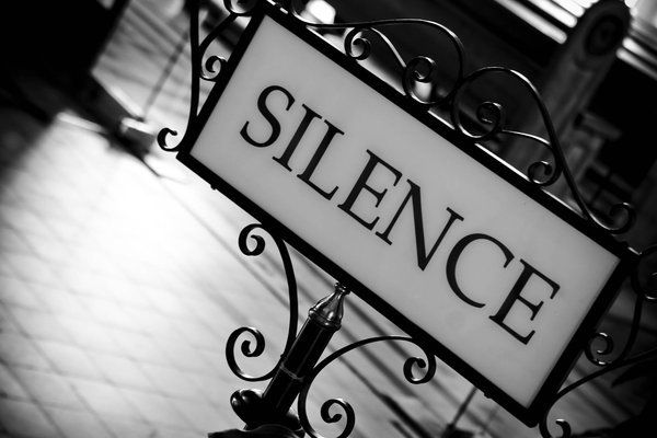 2999241_silence_by_jarvisvernoncoong (600x400, 42Kb)