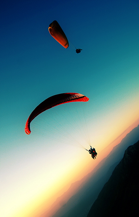 21655408_Paragliding_02_by_sinademiral (448x699, 150Kb)