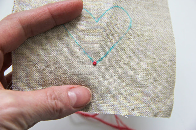 3769678_french_knot_pin_cushion_128138_edited1 (640x427, 109Kb)