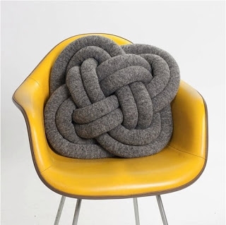 original knot pillow from design-milk (320x319, 65Kb)