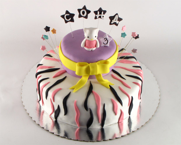 hello-kitty-figurica-torta-na-sprat (620x496, 181Kb)