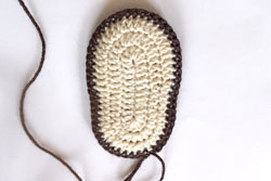   )/5177462_crochet_booties7_resize2 (250x167, 29Kb)