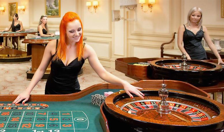 как работают девушки в казино