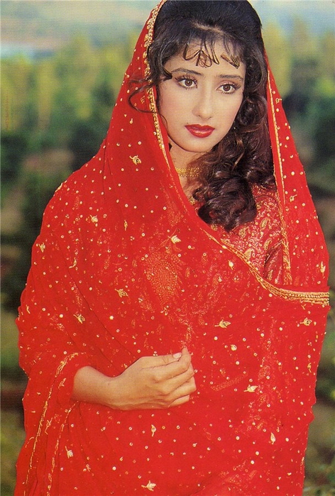 naued-manisha-koirala-saxy