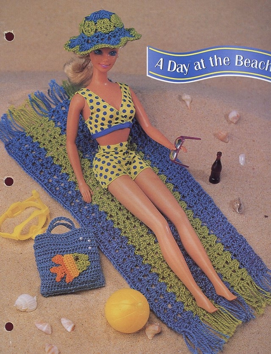 a_day_at_the_beach_aa (535x700, 350Kb)