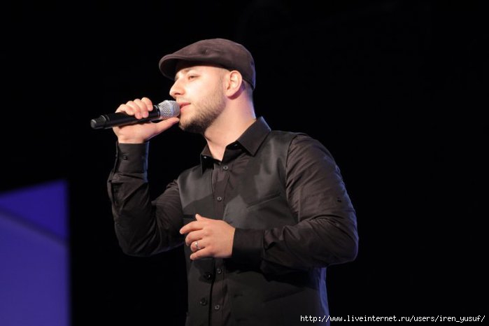 Maher+Zain+29456_402442177969_99984862969 (700x466, 63Kb)