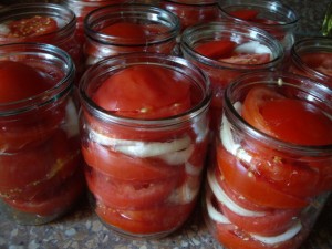 banki-napolnjaem-pomidorami-300x225 (300x225, 23Kb)
