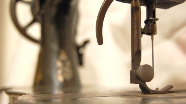 singer 6 (640x359, 38Kb)