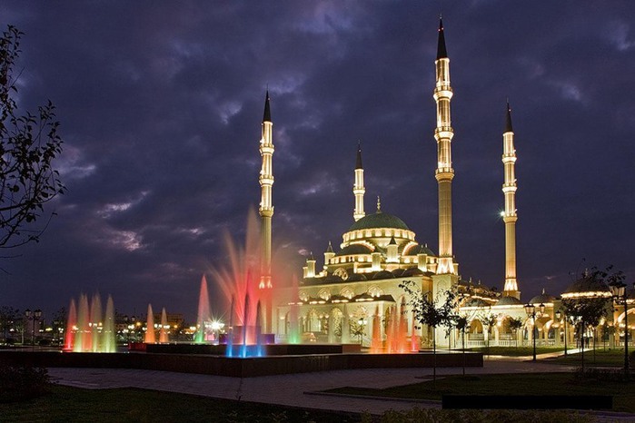 2757491_SerdceChechni (700x466, 80Kb)