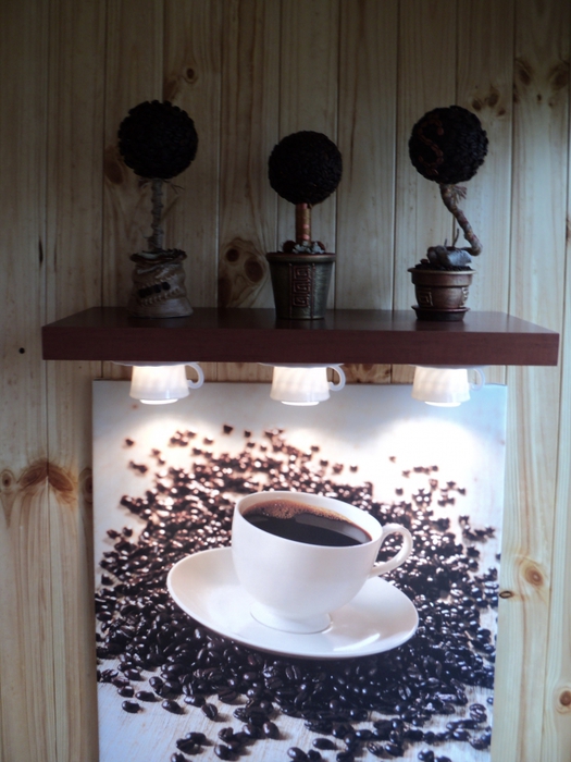 креативный светильник из кофейных чашек
