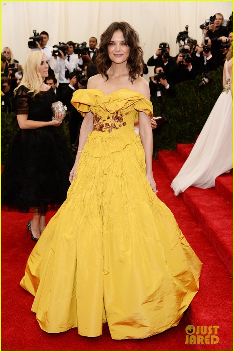 katie-holmes-met-ball-2014-03 (466x700, 87Kb)