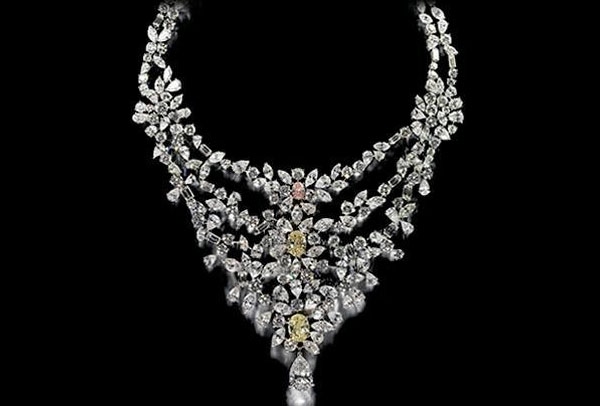 SECRETs OF LIFE ART: FIVE MOST EXPENSIVE DIAMOND NECKLACES IN THE WORLD