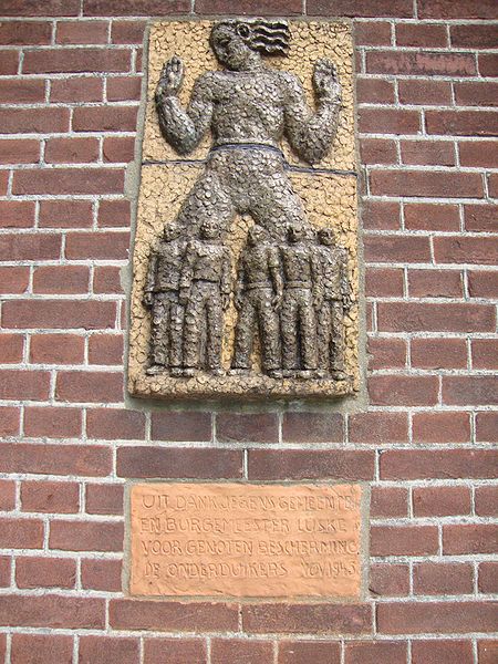 4000579_450pxMonument_onderduikers_Bergharen_Wijchen_Gld_NL (450x600, 92Kb)