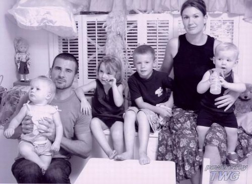 dominic-purcell-20070506-252003 (500x366, 48Kb)