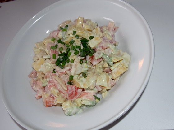 kartofeljnij-salat-s-avokado-i-marinovannim-4esnokom (560x420, 67Kb)