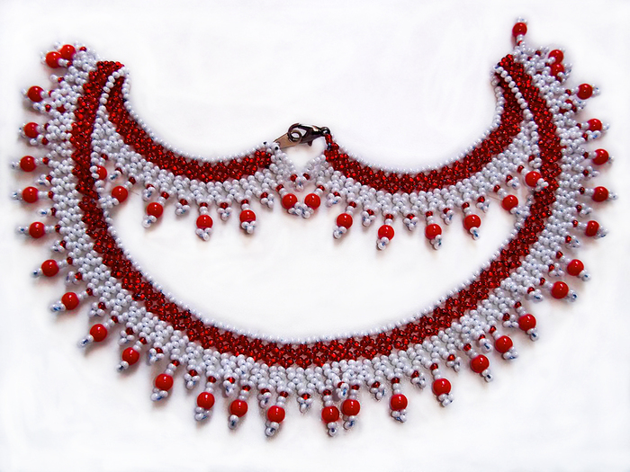 free-beading-pattern-necklace-tutorial-11 (700x525, 357Kb)