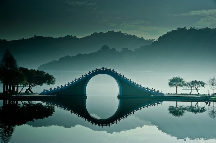 1082096817 (700x466, 171Kb)