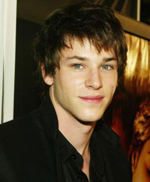 http://img0.liveinternet.ru/images/attach/c/0//52/453/52453048_gaspard_ulliel202052020hannibal_rising.jpg