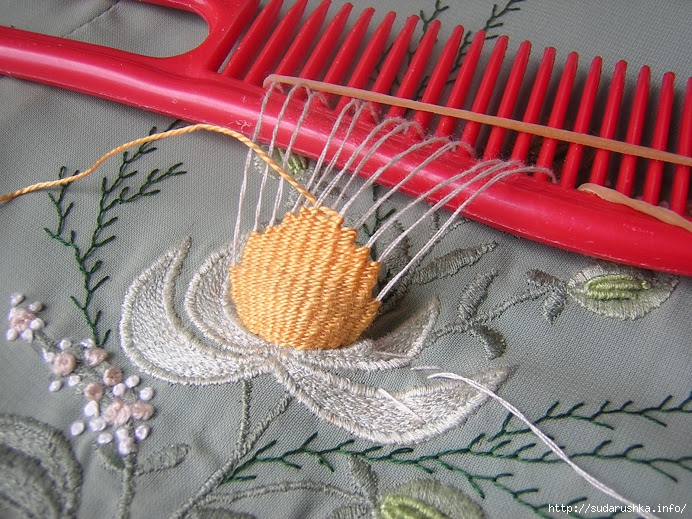 Comb Embroidery (692x519, 363Kb)