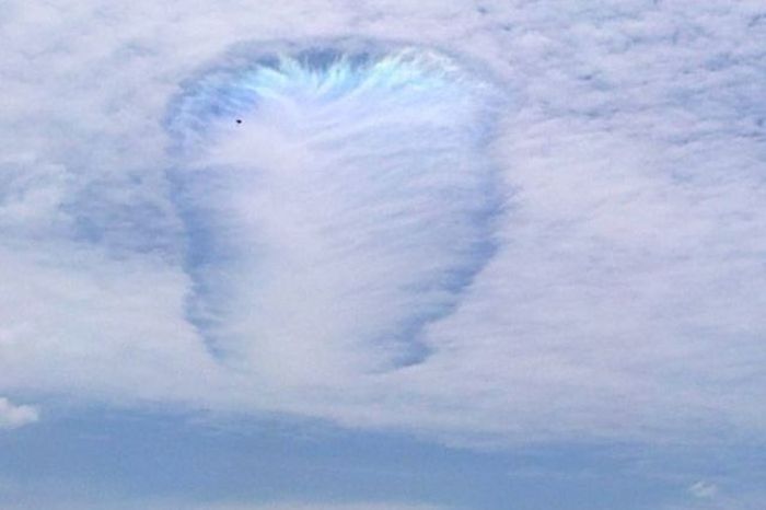 3623822_unusual_natural_phenomena_08 (700x466, 25Kb)
