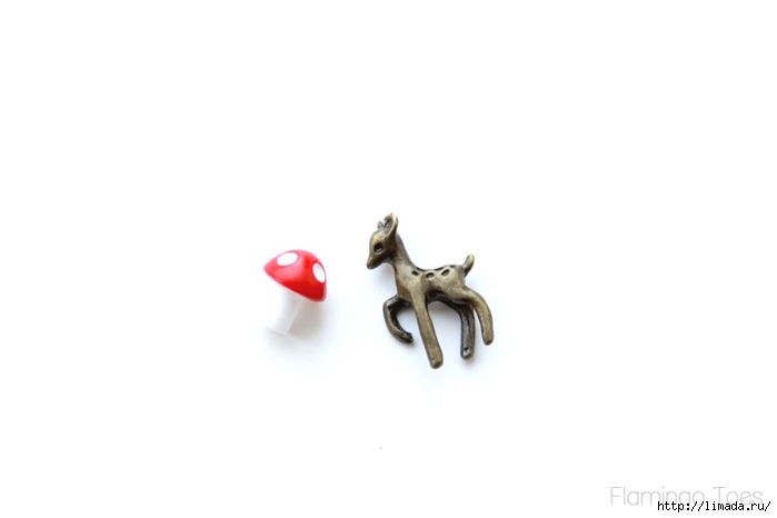 deer-and-mushroom-charms (700x466, 29Kb)