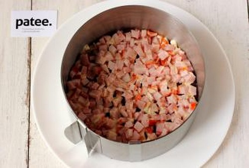 салат со свеклой и ветчиной и огурцами. Смотреть фото салат со свеклой и ветчиной и огурцами. Смотреть картинку салат со свеклой и ветчиной и огурцами. Картинка про салат со свеклой и ветчиной и огурцами. Фото салат со свеклой и ветчиной и огурцами