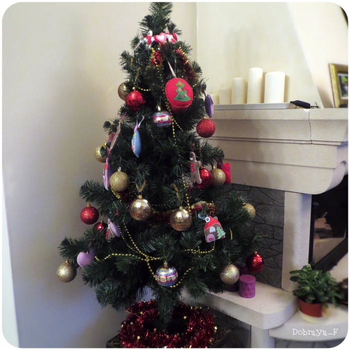     . my christmas tree 2015 photo/4507075_IMG_3183 (700x700, 337Kb)