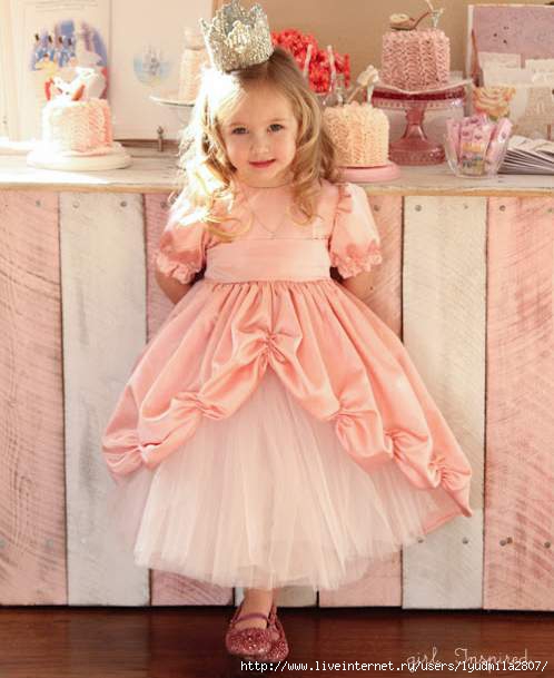 Princess-Dress-edited-1-of-2 (498x609, 124Kb)
