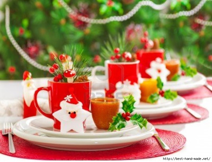Pleasant-Furniture-Christmas-Party-Table-Decorations-With-Candles-And-Red-Cups-For-Tea-In-Decorate-Christmas-Party-Table-Decorations-Setting-X-With-Awesome-Christmas-Craft-Ideas (700x536, 252Kb)