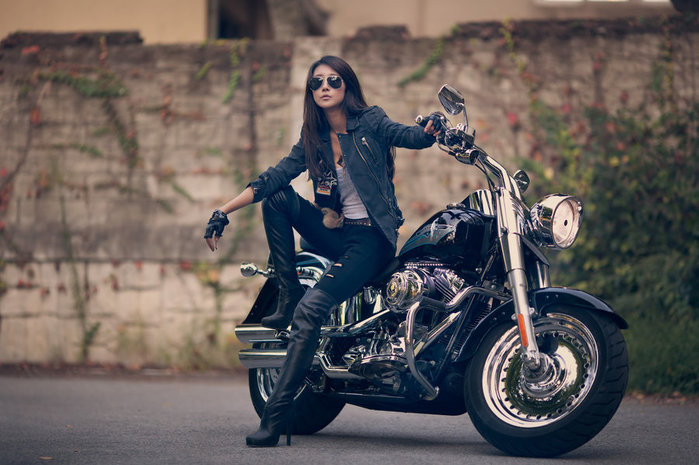 outlaw_biker_by_parkleggykorean-d49sqpi (700x465, 85Kb)