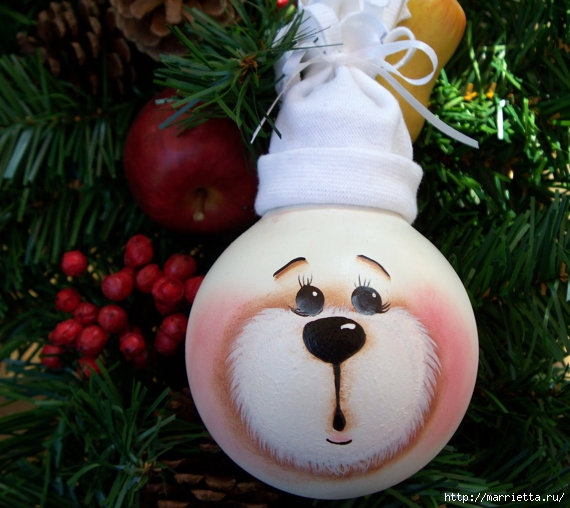 Новогодние поделки своими руками: игрушка-снеговик из лампочки