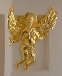 3418201_2012_04_03__Kyiv_Pechersk_Lavra_Bell_Tower_Angel_on_facade_under_the_Cupola_Paul_V__LashkevichAVATARRRAGM_46Kb__DSC01726 (209x258, 46Kb)