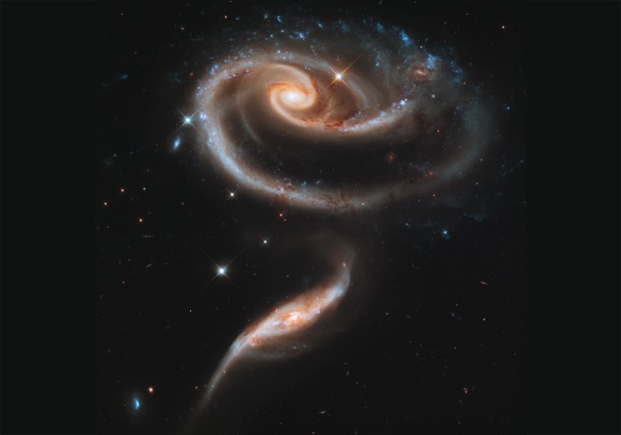 фотографии с телескопа хаббл 4 (700x491, 96Kb)
