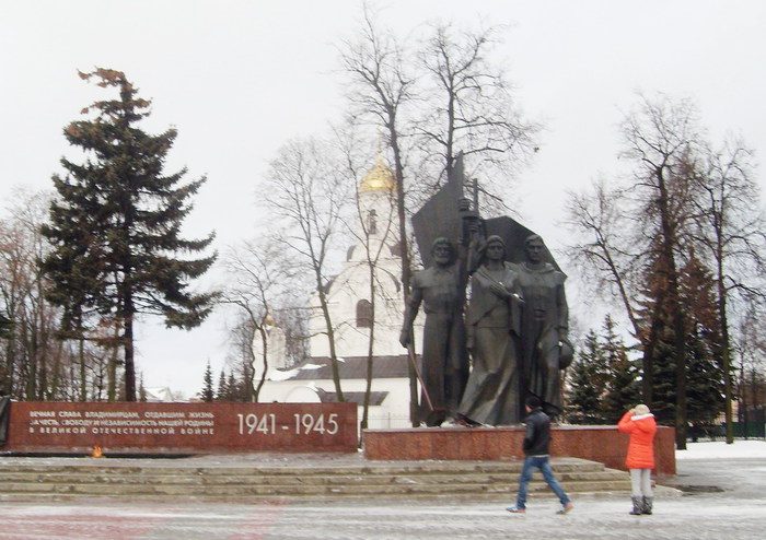 Владимир площадь победы