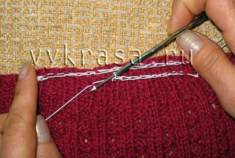 Как заправить швейную машинку ниткой-резинкой?
