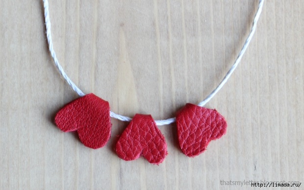 leather-hearts-necklace-3 (620x388, 125Kb)