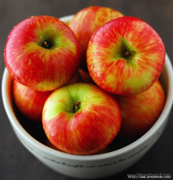 Honeycrisp_Apples (600x623, 265Kb)