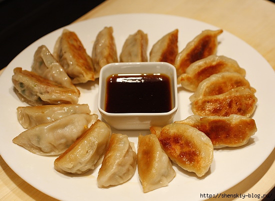 4121583_gyoza009resize (550x402, 141Kb)