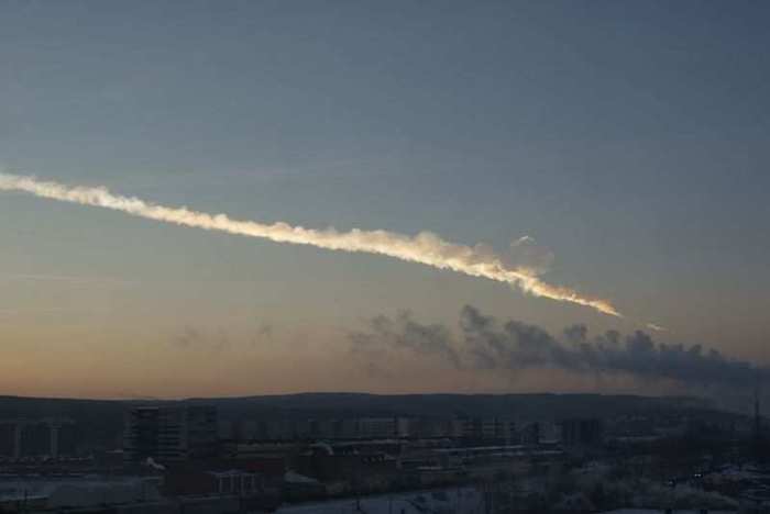 Ekaterinburg_view_of_2013_meteor_event (700x468, 10Kb)