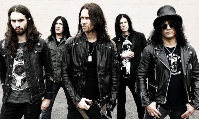 Slash & Myles Kennedy and The Conspirators (700x420, 125Kb)