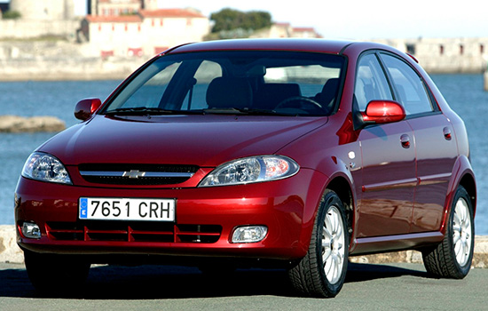 Chevrolet-Lacetti-hatch (550x350, 85Kb)