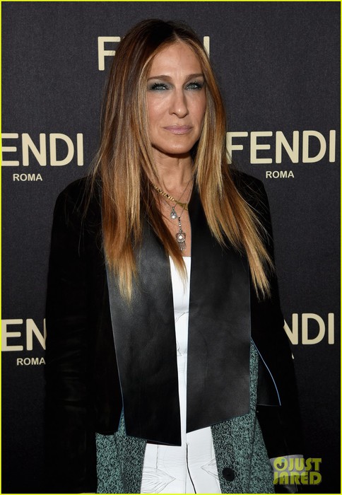 sjp-rosario-dawson-fendi-flagship-opening-06 (484x700, 85Kb)