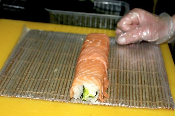 1425038744_sushi_filadel_fiya_doma5 (604x403, 193Kb)