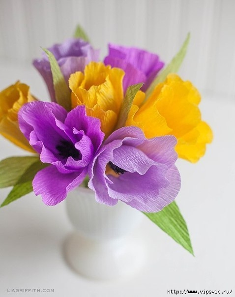 Яркие весенние тюльпаны из креповой бумаги (478x604, 110Kb)