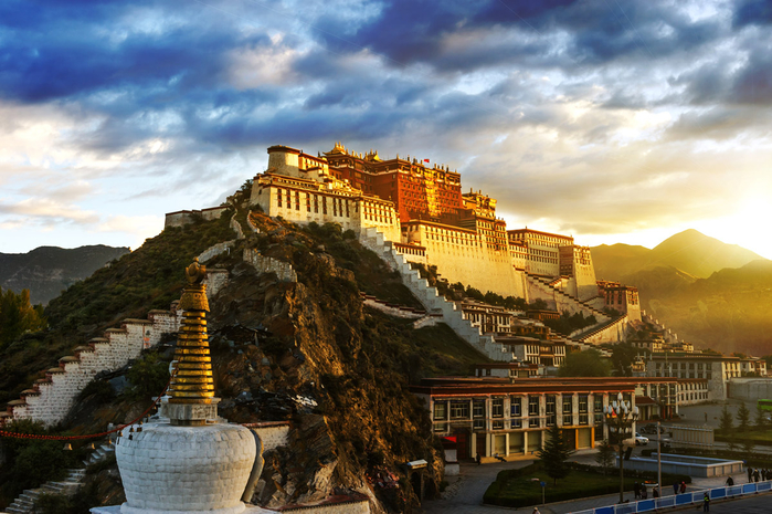Дворец_Потала,_Тибет (700x465, 426Kb)