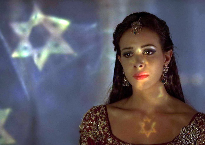 2006_one_night_with_the_king_006 (700x493, 61Kb)