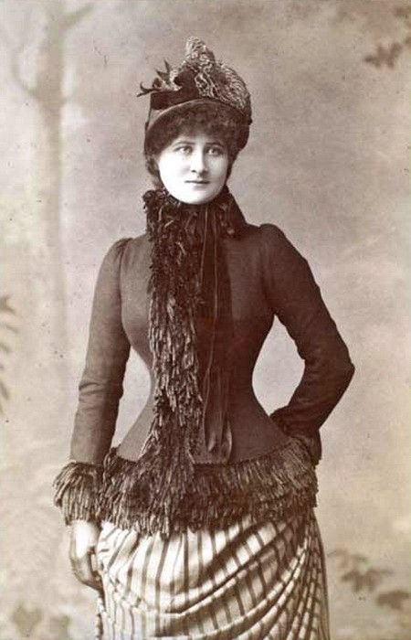 lady from the 1880s m (450x700, 72Kb)